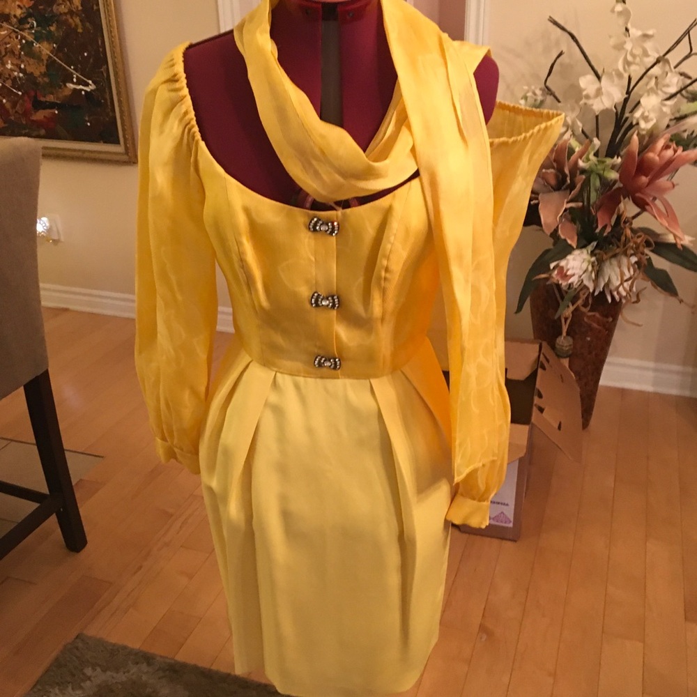 “ Jimmy Choo “ Vintage Flashy yellow dress - Picture 3 of 14